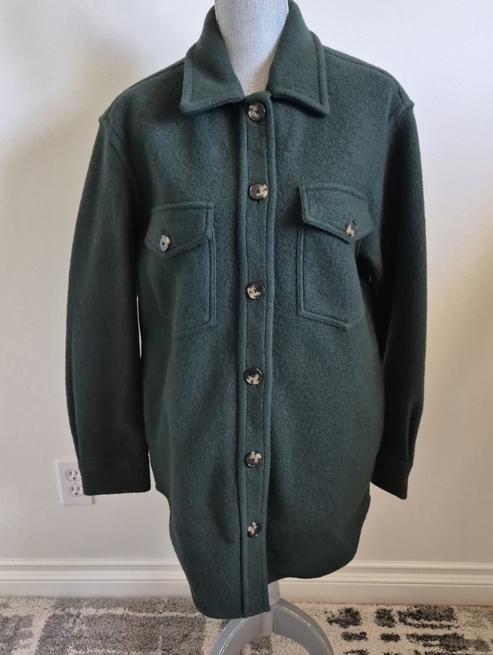 Aritzia The Ganna Shirt Jacket Wilfred Free size Small Deep Forest Green